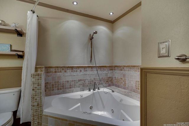 11387 Candle Park, San Antonio, TX 78249