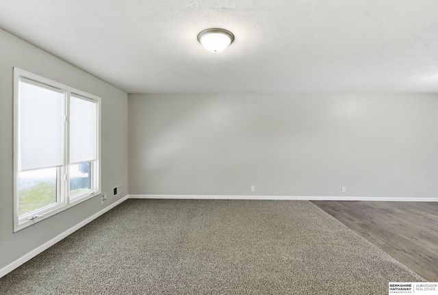 15123 Fieldcrest Drive, Omaha, NE 68154
