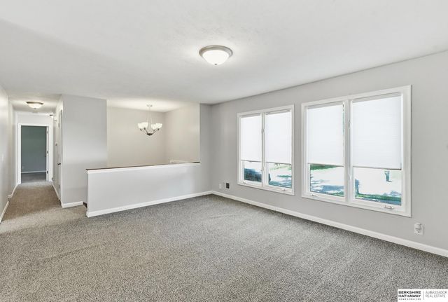 15123 Fieldcrest Drive, Omaha, NE 68154