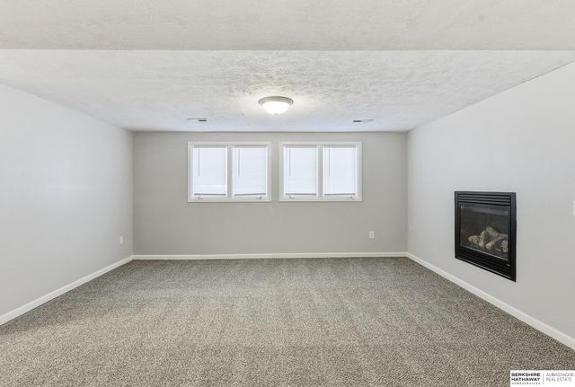 15123 Fieldcrest Drive, Omaha, NE 68154