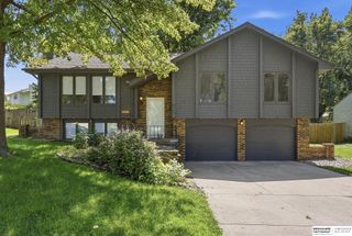 15123 Fieldcrest Drive, Omaha, NE 68154