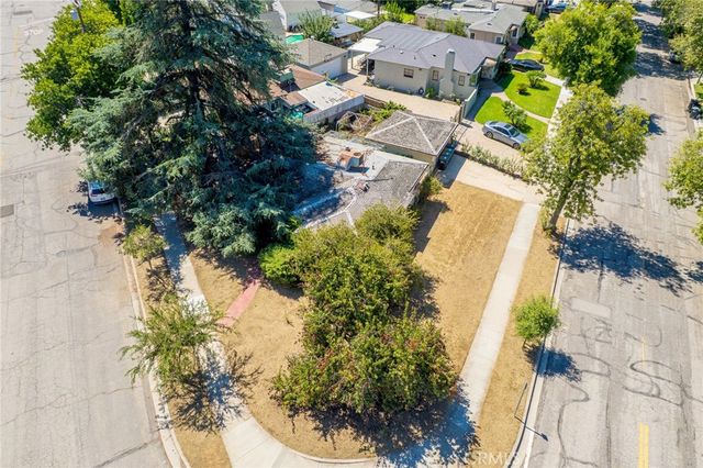 821 Kellogg Avenue, Glendale, CA 91202