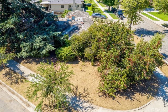 821 Kellogg Avenue, Glendale, CA 91202