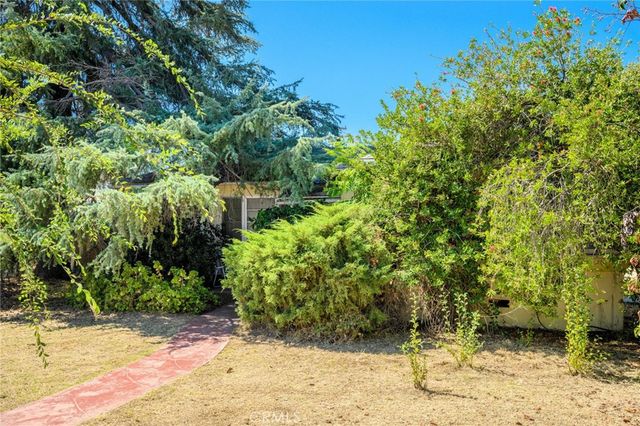 821 Kellogg Avenue, Glendale, CA 91202