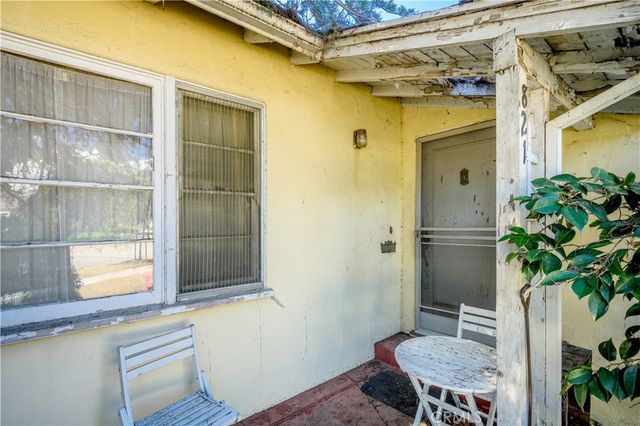 821 Kellogg Avenue, Glendale, CA 91202