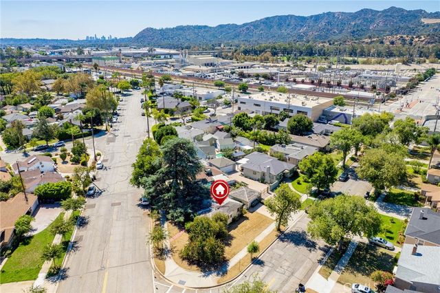 821 Kellogg Avenue, Glendale, CA 91202