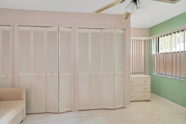 711 E FREDERICK AVE, Dundee, FL 33838