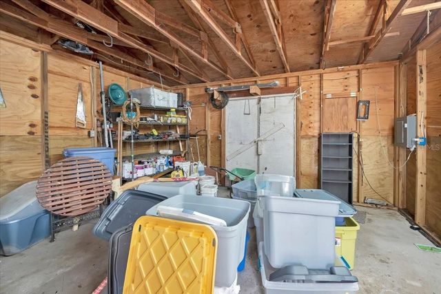 711 E FREDERICK AVE, Dundee, FL 33838