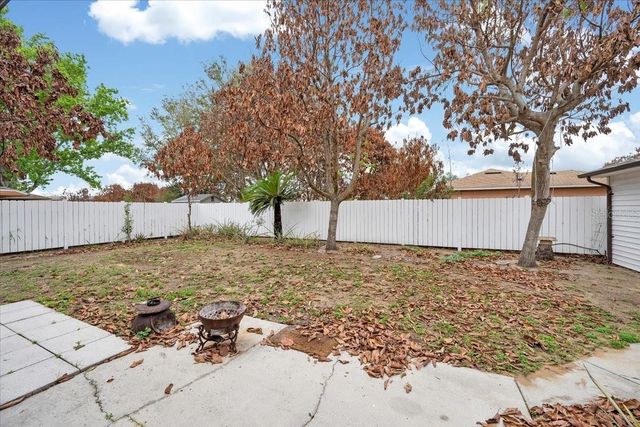 711 E FREDERICK AVE, Dundee, FL 33838