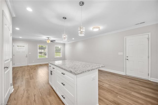 204 Quail Drive, Winston-salem, NC 27105