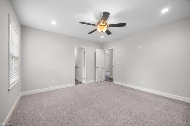 204 Quail Drive, Winston-salem, NC 27105