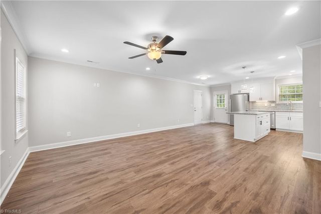 204 Quail Drive, Winston-salem, NC 27105