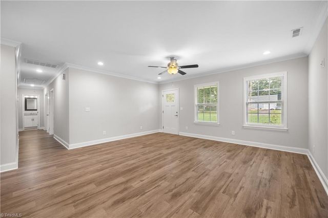 204 Quail Drive, Winston-salem, NC 27105