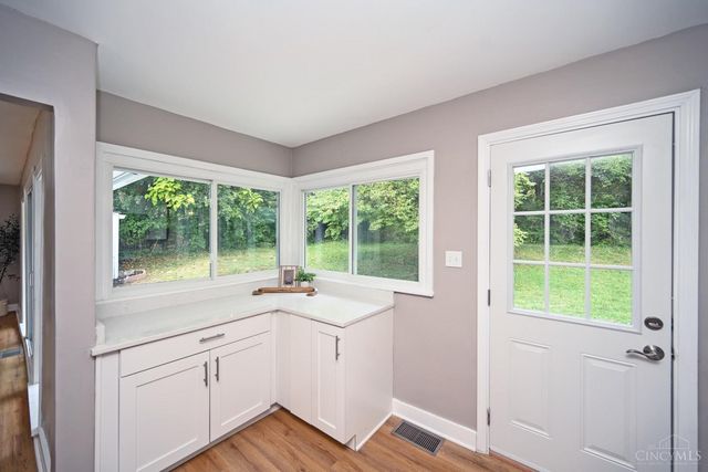 3174 W Tower Lane, Cincinnati, OH 45238