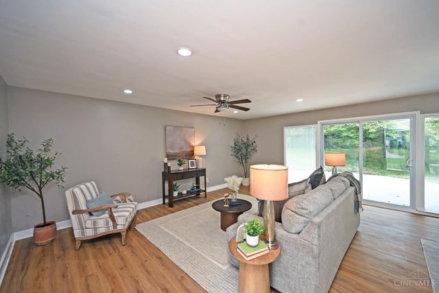 3174 W Tower Lane, Cincinnati, OH 45238