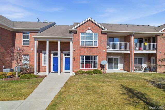 28304 Adler Park Drive, New Baltimore, MI 48051