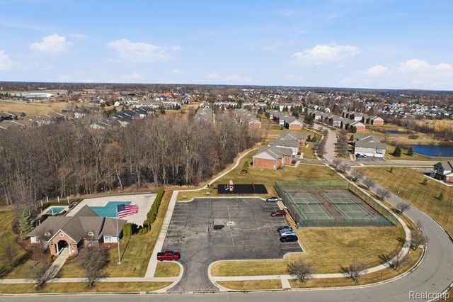 28304 Adler Park Drive, New Baltimore, MI 48051