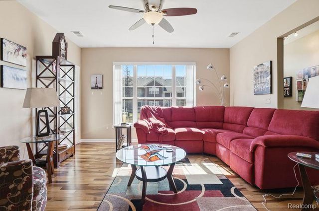 28304 Adler Park Drive, New Baltimore, MI 48051