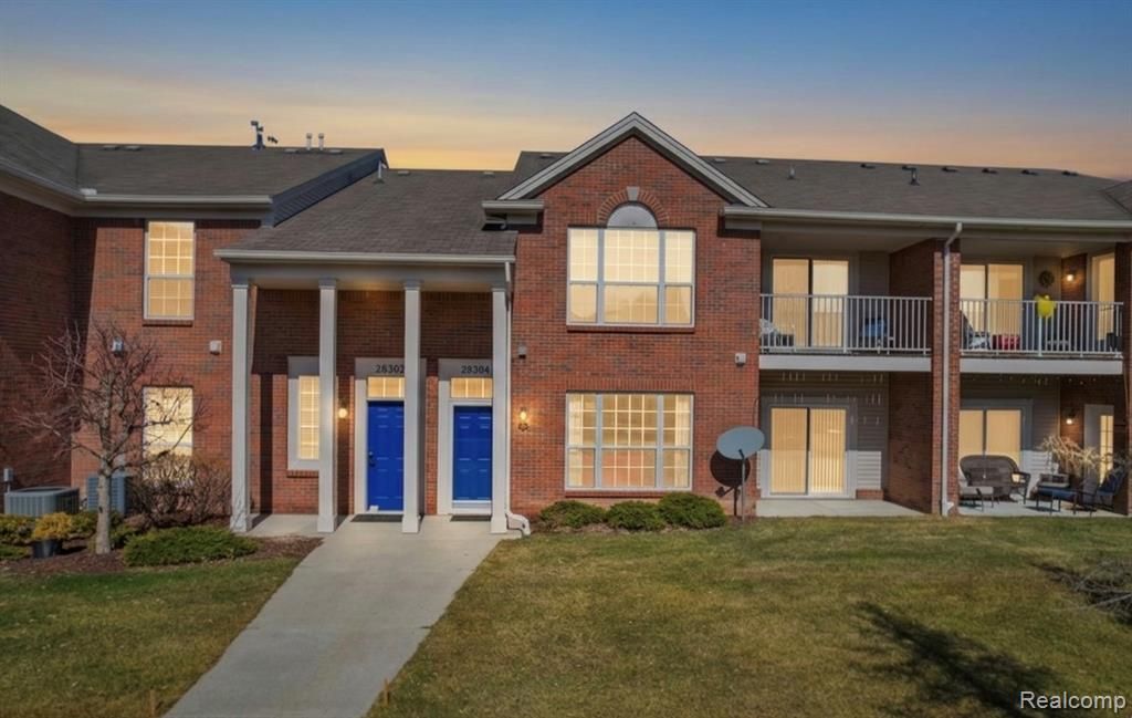 28304 Adler Park Drive, New Baltimore, MI 48051