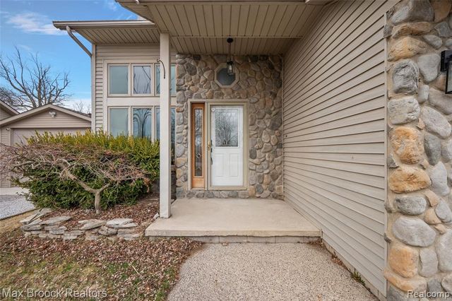 38033 Cherry Lane, Harrison Twp, MI 48045