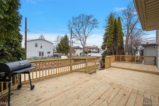 38033 Cherry Lane, Harrison Twp, MI 48045