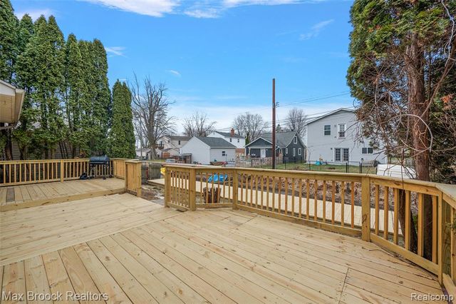 38033 Cherry Lane, Harrison Twp, MI 48045