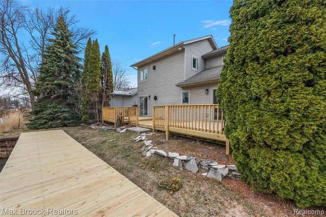 38033 Cherry Lane, Harrison Twp, MI 48045