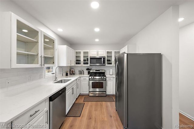 38033 Cherry Lane, Harrison Twp, MI 48045