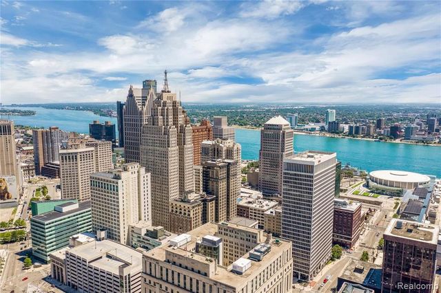 525 W Lafayette Boulevard 21B, Detroit, MI 48226