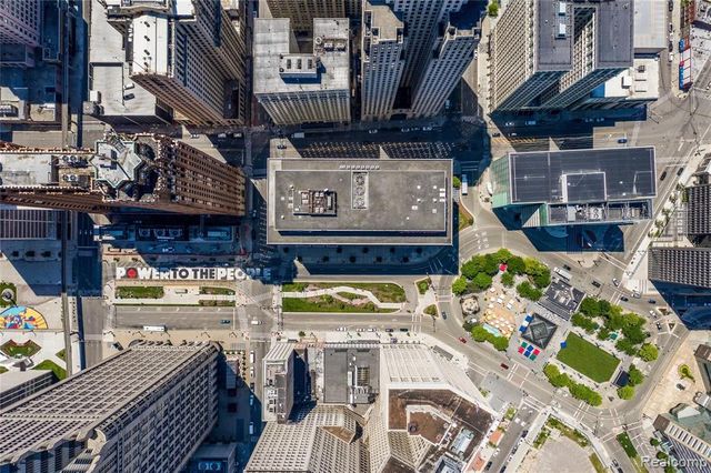 525 W Lafayette Boulevard 21B, Detroit, MI 48226