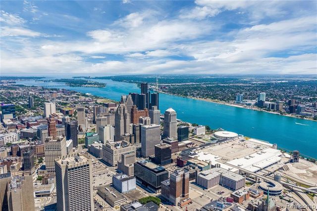 525 W Lafayette Boulevard 21B, Detroit, MI 48226