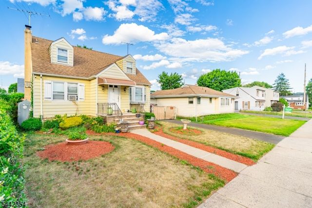 230 Sherwood Ave, Paterson City, NJ 07502