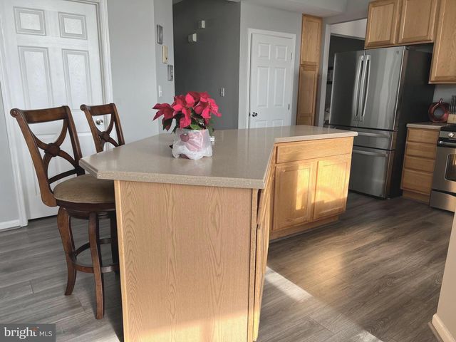 114 E CAYHILL LN, Smyrna, DE 19977