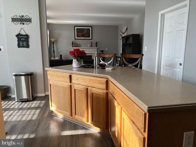 114 E CAYHILL LN, Smyrna, DE 19977