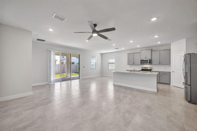 2518 CHAPEL OAK BEND, Wesley Chapel, FL 33543