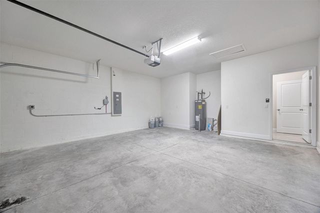 2518 CHAPEL OAK BEND, Wesley Chapel, FL 33543