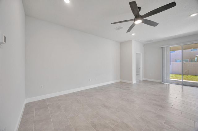 2518 CHAPEL OAK BEND, Wesley Chapel, FL 33543