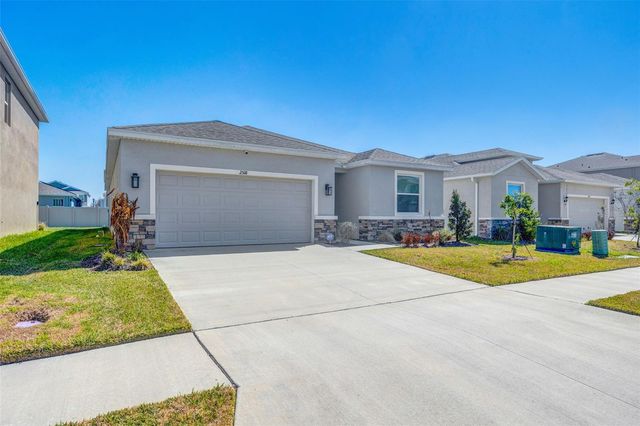 2518 CHAPEL OAK BEND, Wesley Chapel, FL 33543