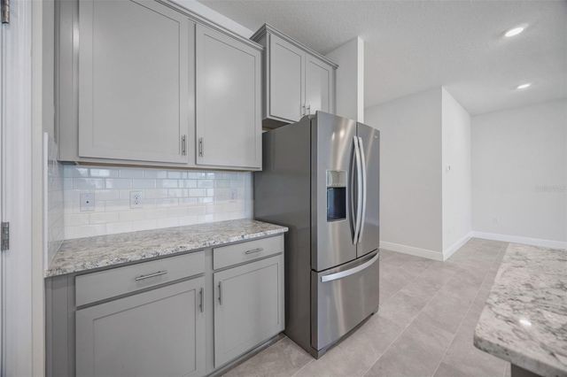 2518 CHAPEL OAK BEND, Wesley Chapel, FL 33543