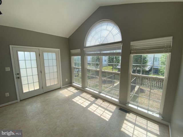5619 JOSHUA TREE CIR, Fredericksburg, VA 22407