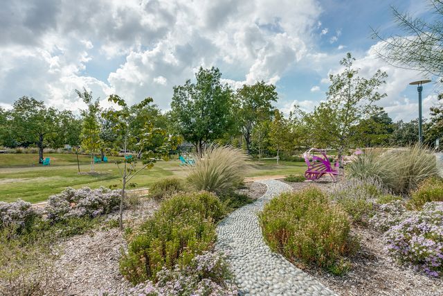 102 Ruelle 106 C, San Antonio, TX 78209