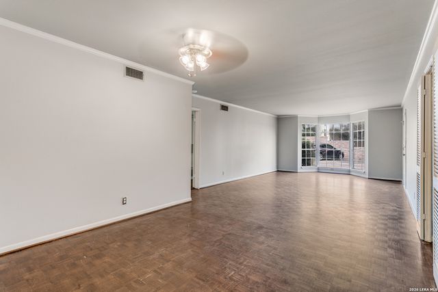 102 Ruelle 106 C, San Antonio, TX 78209