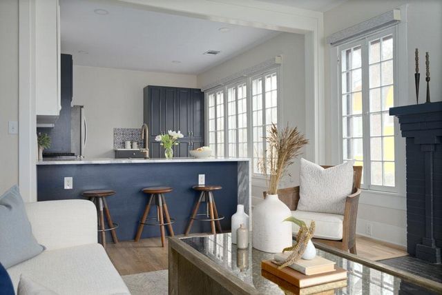 807 W 30th ST, Austin, TX 78705