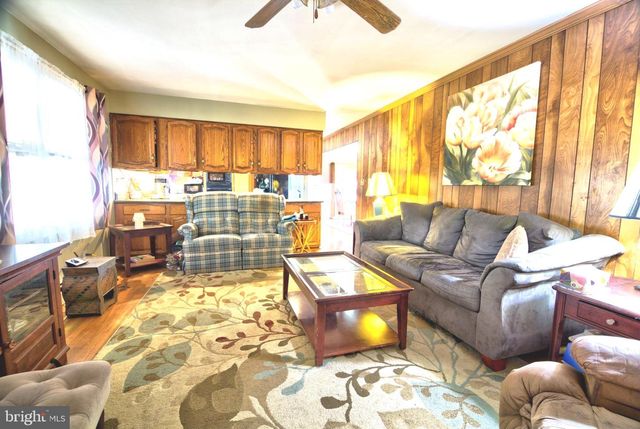 238 ELIZABETH AVE, Baltimore, MD 21227