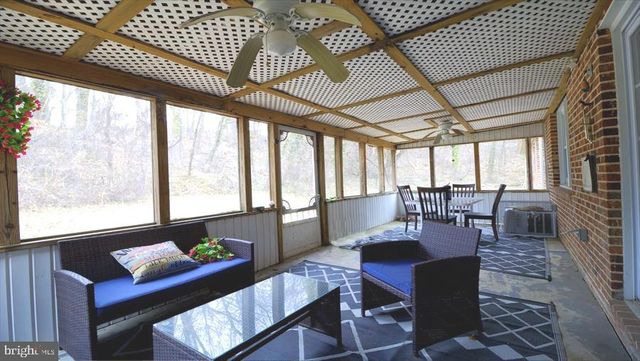 238 ELIZABETH AVE, Baltimore, MD 21227