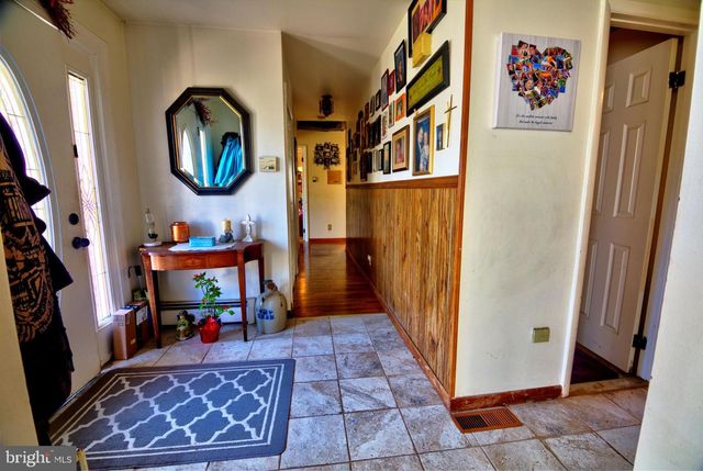 238 ELIZABETH AVE, Baltimore, MD 21227