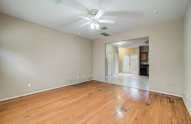 2211 Naomi Street, Houston, TX 77054