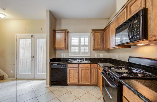 2211 Naomi Street, Houston, TX 77054
