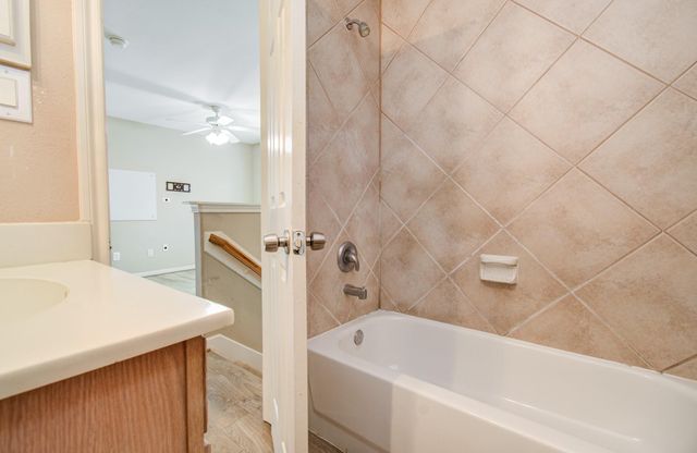 2211 Naomi Street, Houston, TX 77054