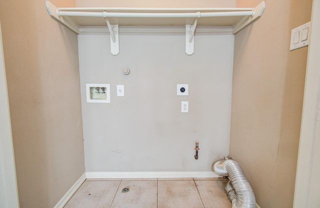 2211 Naomi Street, Houston, TX 77054